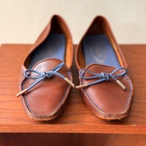 Tod's Brown Gommino Leather Driving Loafers with Light Blue Accents